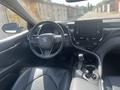 Toyota Camry 2022 года за 14 500 000 тг. в Шымкент – фото 8