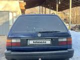 Volkswagen Passat 1993 годаfor1 350 000 тг. в Алматы – фото 5