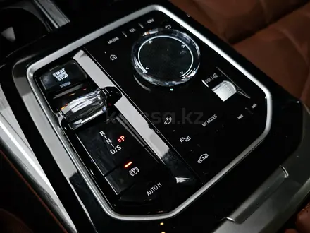 BMW 740 XDrive 3.0 2023 года за 49 500 000 тг. в Астана – фото 16
