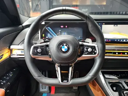BMW 740 XDrive 3.0 2023 года за 49 500 000 тг. в Астана – фото 11