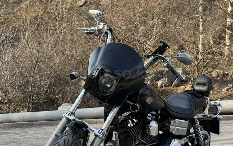 Harley-Davidson  Dyna Wide Glide 2004 годаүшін4 500 000 тг. в Алматы