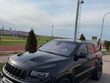 Jeep Grand Cherokee 2014 года за 17 900 000 тг. в Алматы – фото 2