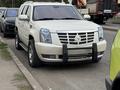 Cadillac Escalade 2008 годаfor13 500 000 тг. в Алматы – фото 2