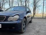 Mercedes-Benz C 180 2002 года за 2 600 000 тг. в Алматы – фото 2