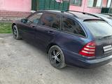 Mercedes-Benz C 180 2002 года за 2 600 000 тг. в Алматы – фото 5