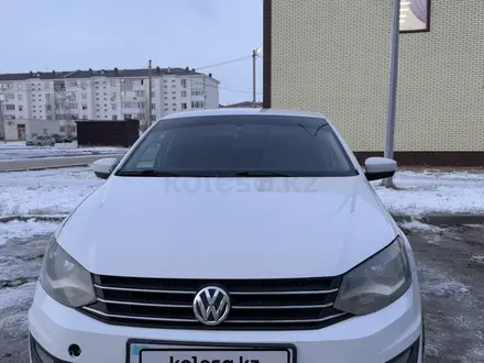 Volkswagen Polo 2015 года за 6 000 000 тг. в Уральск – фото 2