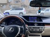 Lexus ES 300h 2013 годаүшін8 800 000 тг. в Актау – фото 3