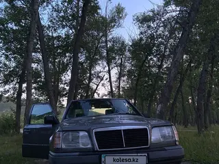 Mercedes-Benz E 260