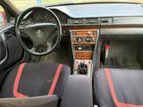 Mercedes-Benz E 200 1992 годаүшін900 000 тг. в Аксай – фото 3