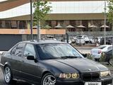 BMW 320 1992 года за 1 400 000 тг. в Астана