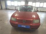 Volkswagen Bora 2000 года за 1 800 000 тг. в Астана – фото 4