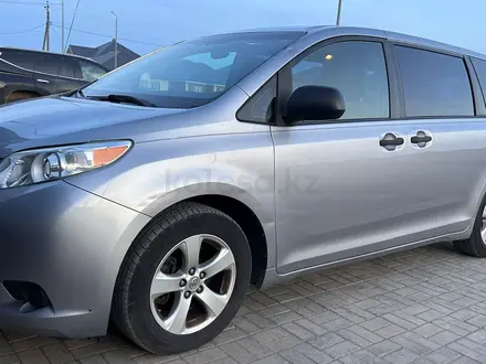 Toyota Sienna 2010 года за 6 000 000 тг. в Уральск – фото 4