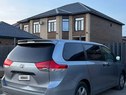 Toyota Sienna 2010 года за 6 000 000 тг. в Уральск – фото 3