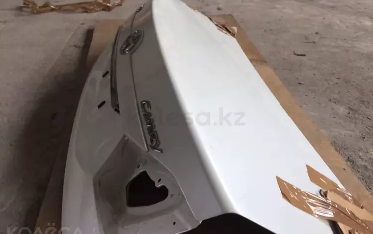 Крышка багажника camry 50,в наличий оригеналүшін7 777 тг. в Караганда