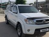 Toyota Hilux 2007 года за 7 000 000 тг. в Алматы