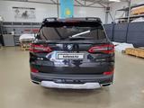 BMW X5 2019 года за 26 000 000 тг. в Актобе – фото 4
