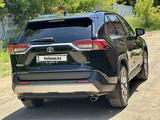 Toyota RAV4 2020 года за 15 500 000 тг. в Караганда – фото 4