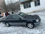 Mercedes-Benz E 200 1995 года за 3 000 000 тг. в Сатпаев – фото 3