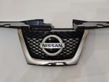 Решетка центральная Nissan JUKE NISMO 2013-2014 за 135 000 тг. в Алматы