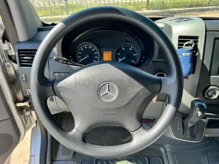 Mercedes-Benz Sprinter 2007 года за 26 295 000 тг. в Караганда – фото 14