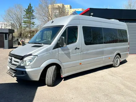 Mercedes-Benz Sprinter 2007 года за 26 295 000 тг. в Караганда