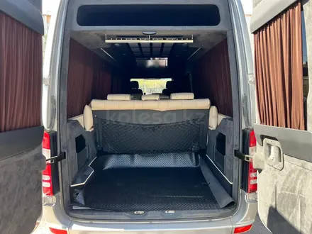 Mercedes-Benz Sprinter 2007 года за 26 295 000 тг. в Караганда – фото 37