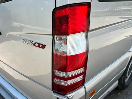 Mercedes-Benz Sprinter 2007 года за 26 295 000 тг. в Караганда – фото 40