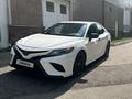 Toyota Camry 2019 годаүшін13 350 000 тг. в Алматы – фото 3