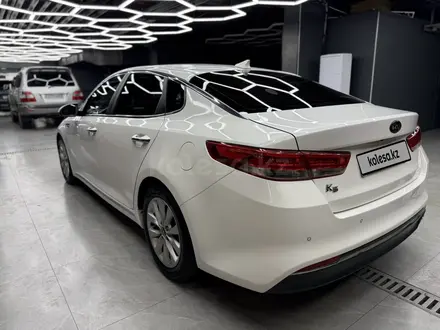 Kia K5 2019 года за 9 300 000 тг. в Алматы – фото 6