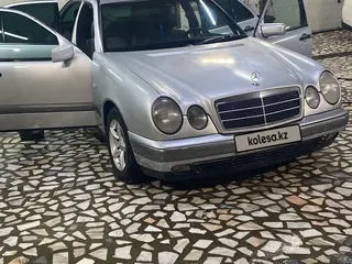 Mercedes-Benz E-Class, 1997