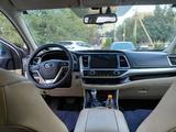 Toyota Highlander 2014 года за 13 390 900 тг. в Тараз – фото 3