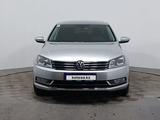 Volkswagen Passat 2012 года за 6 490 000 тг. в Астана – фото 2