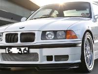 Стекло фары BMW E36for6 500 тг. в Актобе