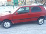 Volkswagen Golf 1994 года за 950 000 тг. в Семей – фото 2