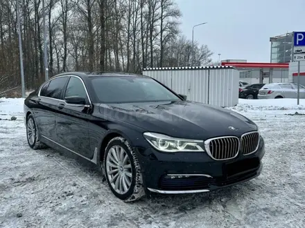 BMW 740 2017 года за 31 700 000 тг. в Астана