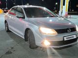 Volkswagen Jetta 2011 года за 4 800 000 тг. в Уральск – фото 3