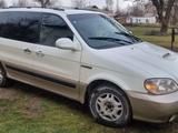 Kia Carnival 2002 года за 2 300 000 тг. в Шымкент – фото 4