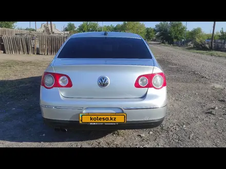 Volkswagen Passat 2005 года за 4 300 000 тг. в Караганда