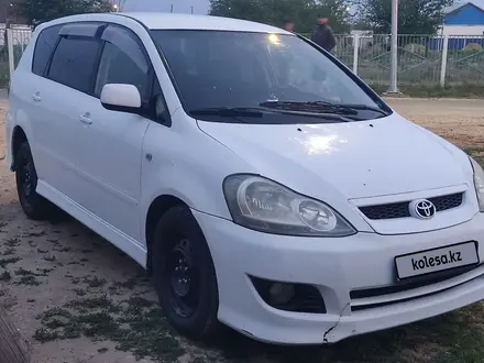 Toyota Ipsum 2004 годаүшін5 900 000 тг. в Атырау – фото 2