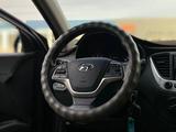 Hyundai Accent 2018 года за 7 456 199 тг. в Усть-Каменогорск – фото 3