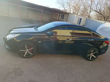Hyundai Sonata 2011 года за 6 500 000 тг. в Караганда