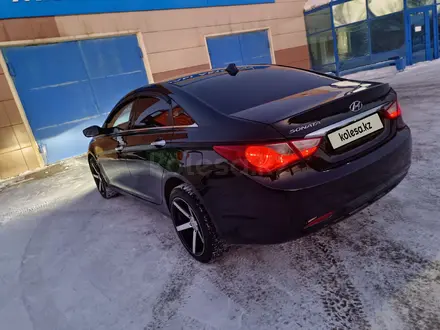Hyundai Sonata 2011 года за 6 500 000 тг. в Караганда – фото 10