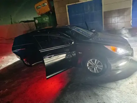 Hyundai Sonata 2011 года за 6 500 000 тг. в Караганда – фото 3
