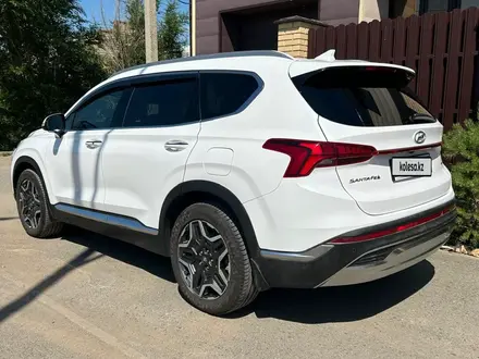 Hyundai Santa Fe 2023 года за 17 500 000 тг. в Петропавловск