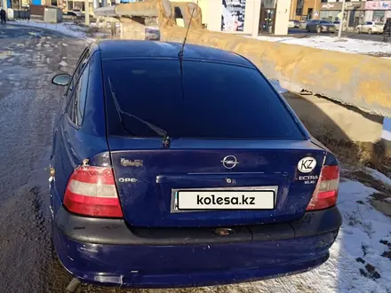 Opel Vectra 1997 года за 650 000 тг. в Атырау – фото 12