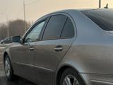 Mercedes-Benz E 220 2008 года за 4 200 000 тг. в Усть-Каменогорск – фото 5