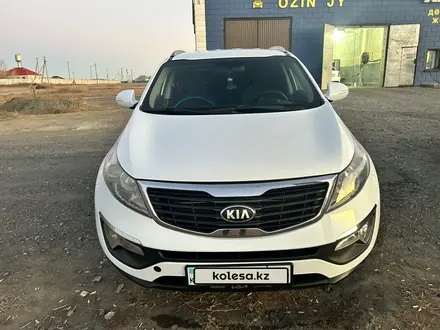 Kia Sportage 2013 года за 7 500 000 тг. в Актобе – фото 2