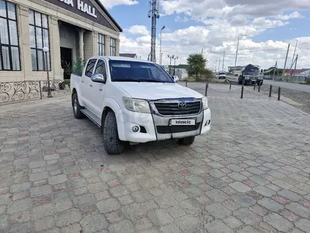 Toyota Hilux 2013 года за 8 000 000 тг. в Атырау