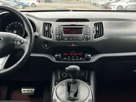 Kia Sportage 2012 года за 7 700 000 тг. в Актобе – фото 19
