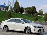 Toyota Camry 2018 года за 14 500 000 тг. в Шымкент – фото 3